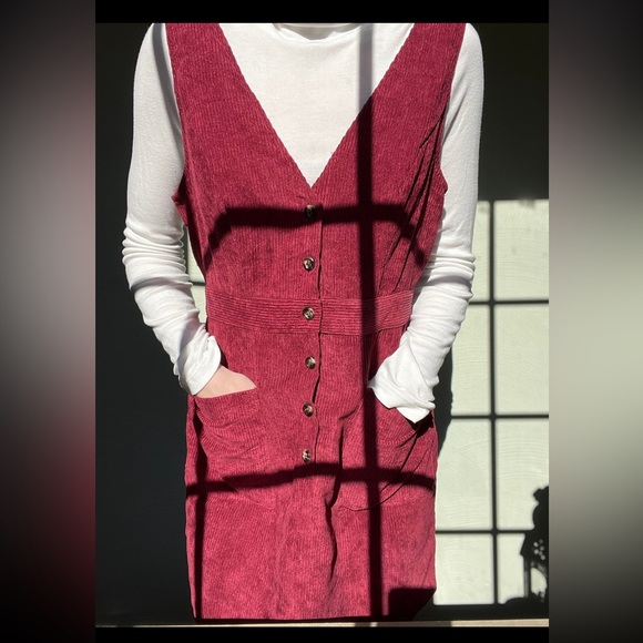 Burgundy corduroy dress - Picture 4 of 4